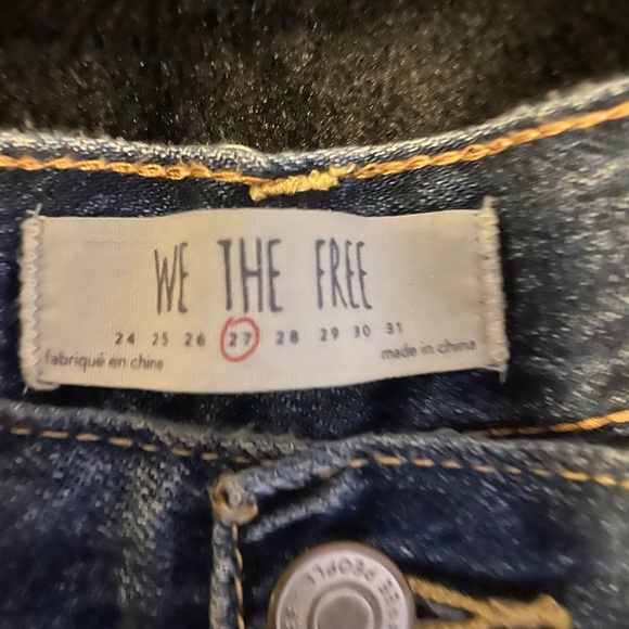 Shorts - Picture 3 of 4